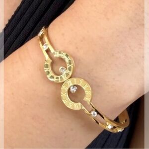 LEXIE ROMAN NUMERAL GOLD PLATED BANGLE BRACELET